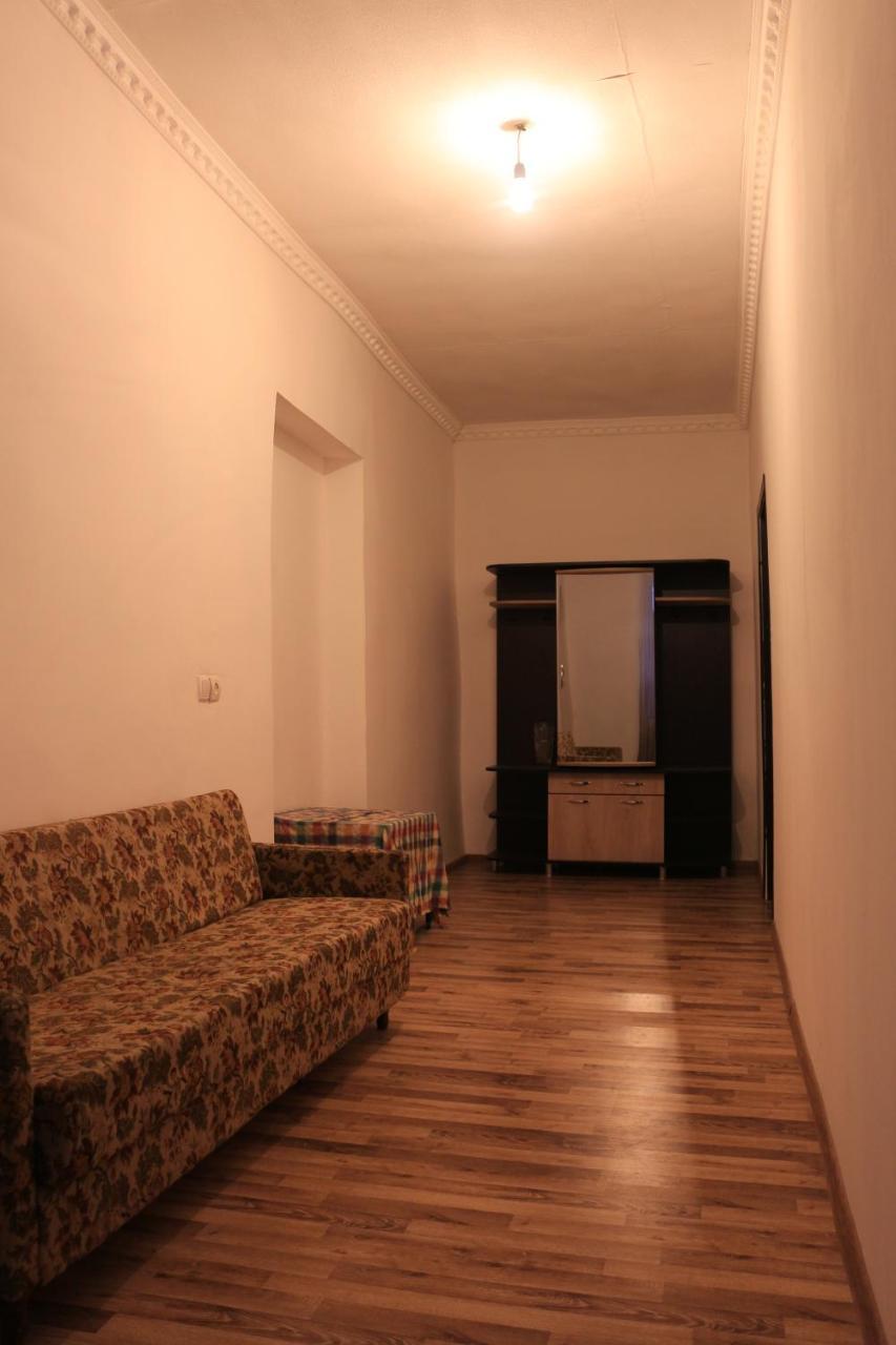 Inga Jafaridze Guesthouse Pele 梅斯蒂亚 外观 照片